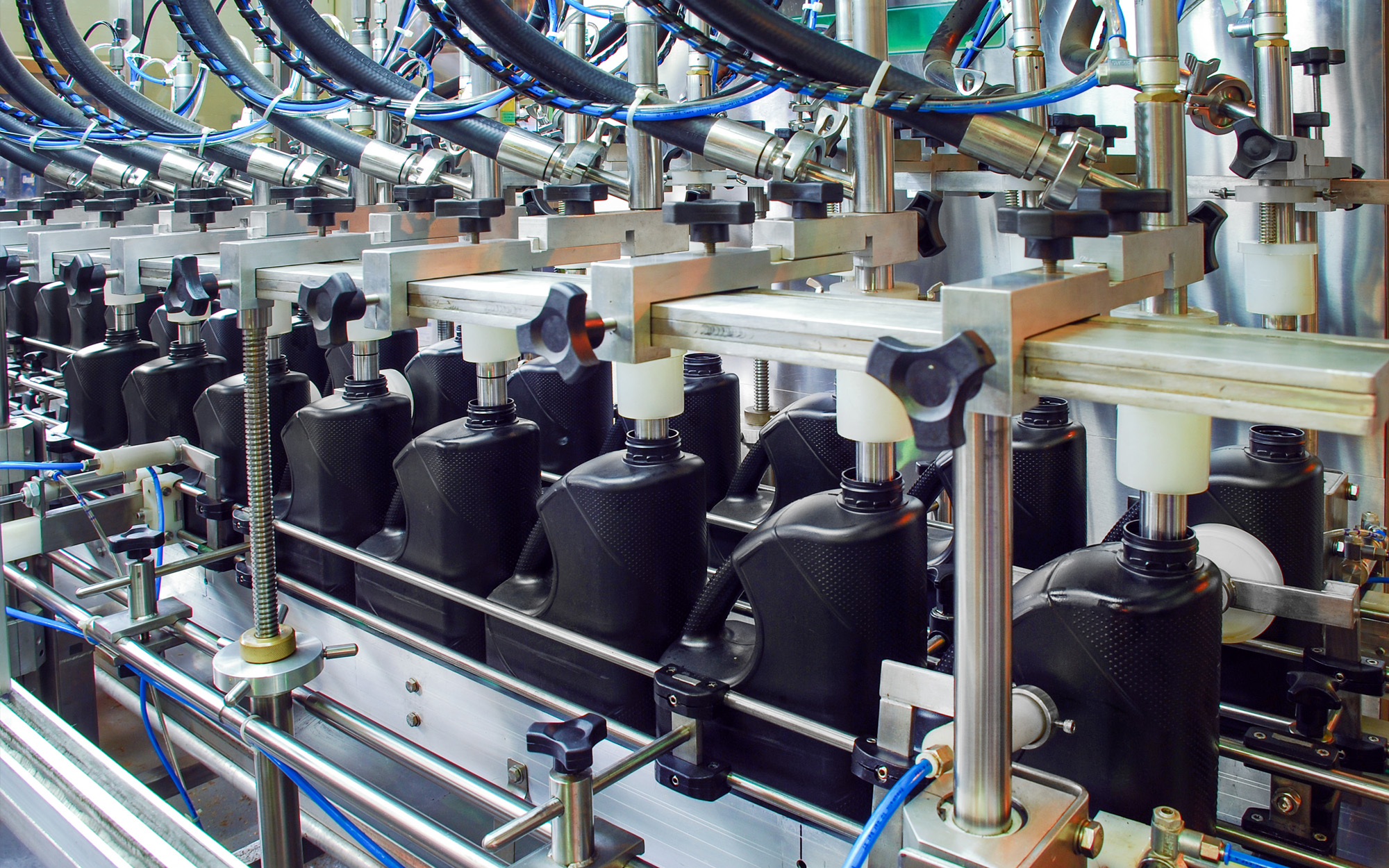 Top Automotive Chemical Packaging Mistakes & How to Avoid Them