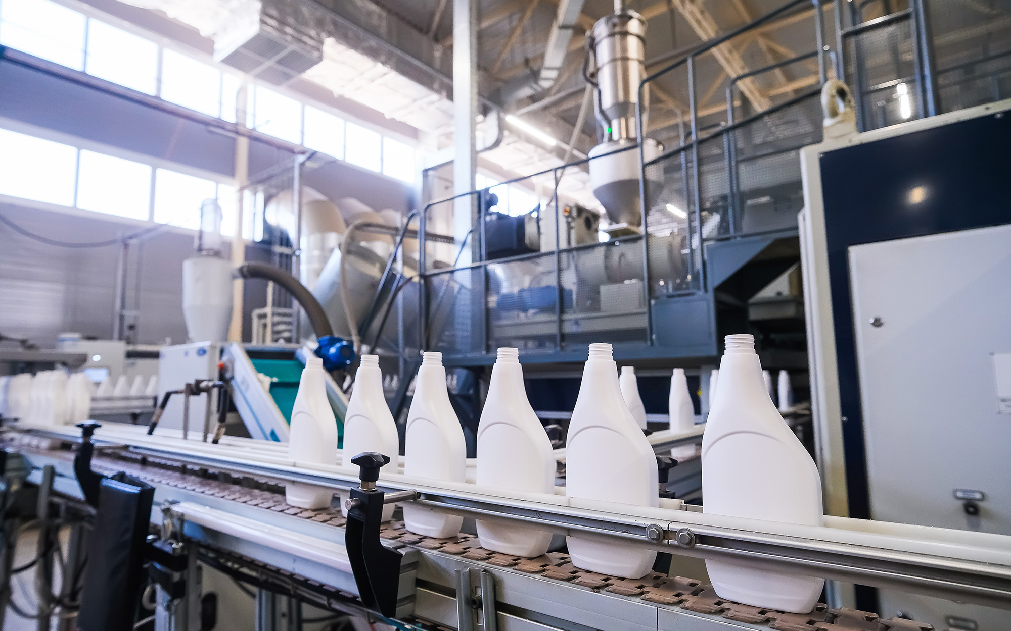 Why Smart Brands Use Contract Manufacturing for Product Line Expansion